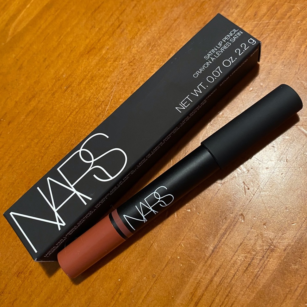 NARS Satin Lip Pencil Bansar ๐ - Picture 2 of 11